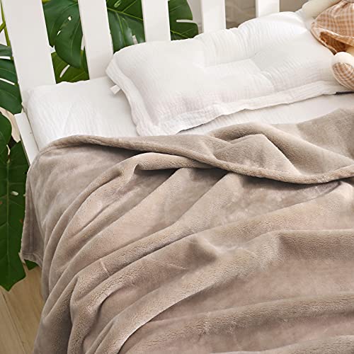 Exclusivo Mezcla Soft Fleece Baby Blanket Baby Swaddle Blanket Boys, Girls, Infant, Newborn Receiving Blankets Toddler and Kids Blankets for Crib Stroller (30x40 inches, Camel)
